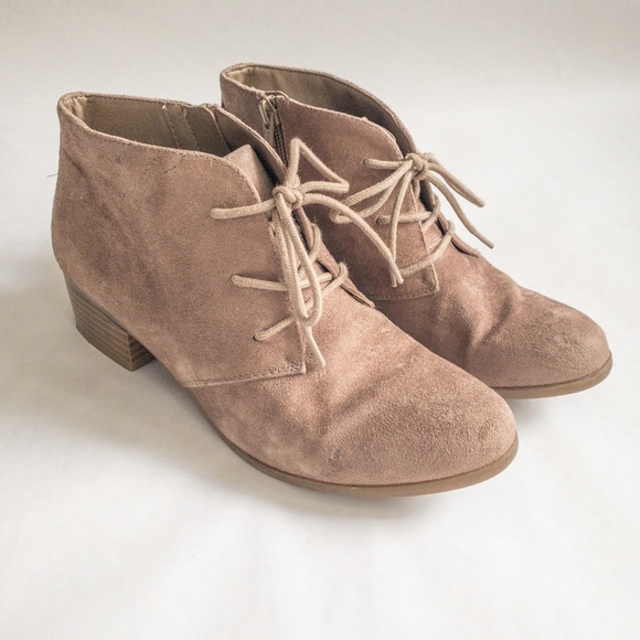 Re-Lily Shoes - Tan suede Booties